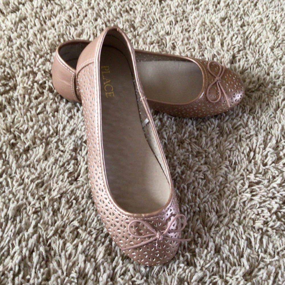Big Girls Ballet Flats Size 3 (Rose Gold)
